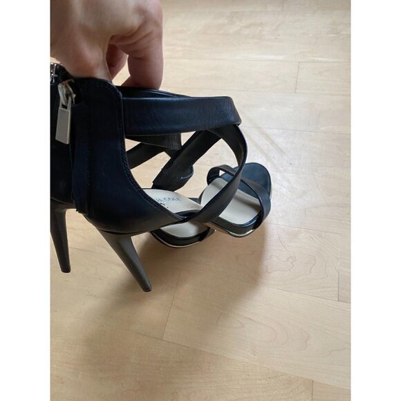 Kenneth Cole NY  "Brooke Cross" Black Women sz 8 NEW heel sandal strappy - Picture 3 of 8